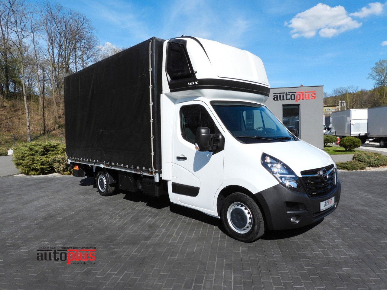 Opel MOVANO PRITSCHE PLANE AUFZUG 9 PALETTEN WEBASTO - Véhicule utilitaire plateau baché: photos 1 Opel MOVANO PRITSCHE PLANE AUFZUG 9 PALETTEN WEBASTO - Véhicule utilitaire plateau baché: photos 1