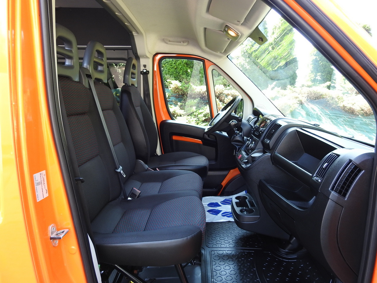 Fourgon utilitaire PEUGEOT BOXER BOX DELIVERY VAN 7 SEATS AIR CONDITIONING  120HP: photos 31 Fourgon utilitaire PEUGEOT BOXER BOX DELIVERY VAN 7 SEATS AIR CONDITIONING  120HP: photos 31