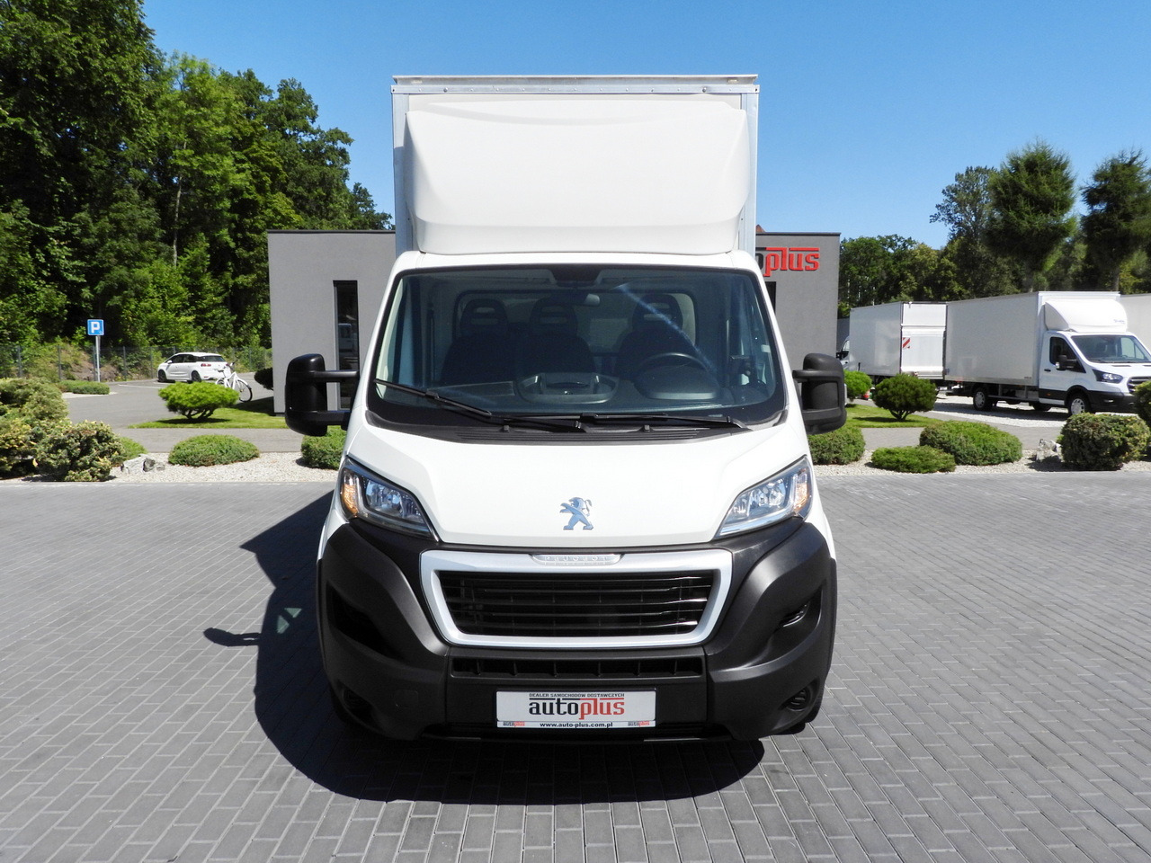 PEUGEOT BOXER BOX LIFT 8 PALLETS CRUISE CONTROL AIR CONDITIONING  130HP - Véhicule utilitaire frigorifique: photos 5 PEUGEOT BOXER BOX LIFT 8 PALLETS CRUISE CONTROL AIR CONDITIONING  130HP - Véhicule utilitaire frigorifique: photos 5