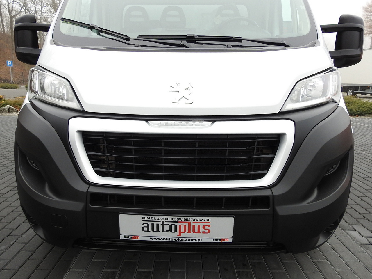 Crédit-bail PEUGEOT BOXER BOX LIFT 8 PALLETS CRUISE CONTROL AIR CONDITIONING  140HP PEUGEOT BOXER BOX LIFT 8 PALLETS CRUISE CONTROL AIR CONDITIONING  140HP: photos 14