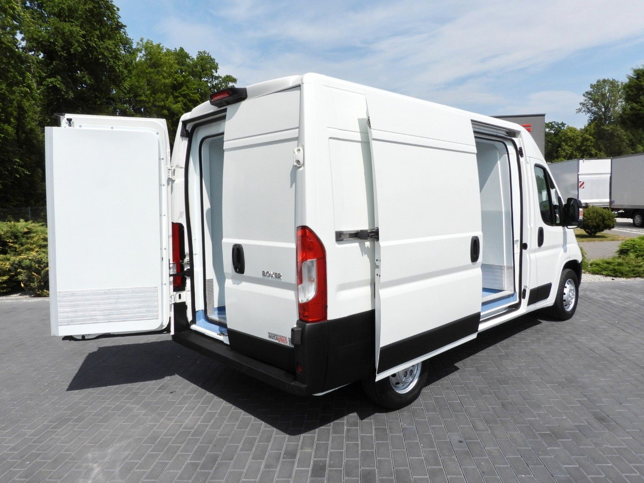 Peugeot BOXER KÜHLKASTENWAGEN -10*C TEMPOMAT - Véhicule utilitaire frigorifique: photos 3 Peugeot BOXER KÜHLKASTENWAGEN -10*C TEMPOMAT - Véhicule utilitaire frigorifique: photos 3
