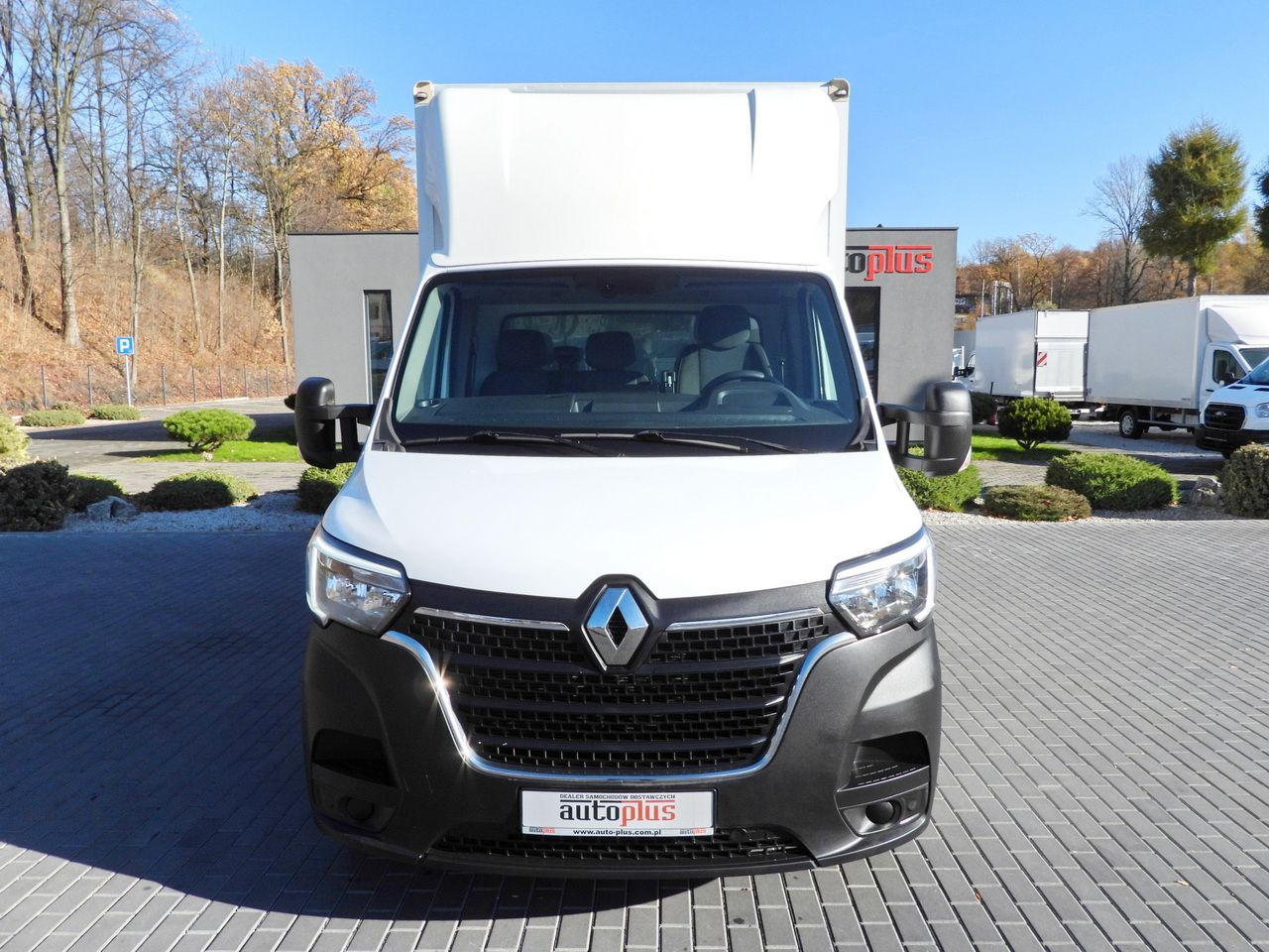 RENAULT MASTER BOX 8 PALLETS CRUISE CONTROL NAVIGATION LED LIGHTS AIR CONDITIONING 145HP - Fourgon: photos 5 RENAULT MASTER BOX 8 PALLETS CRUISE CONTROL NAVIGATION LED LIGHTS AIR CONDITIONING 145HP - Fourgon: photos 5
