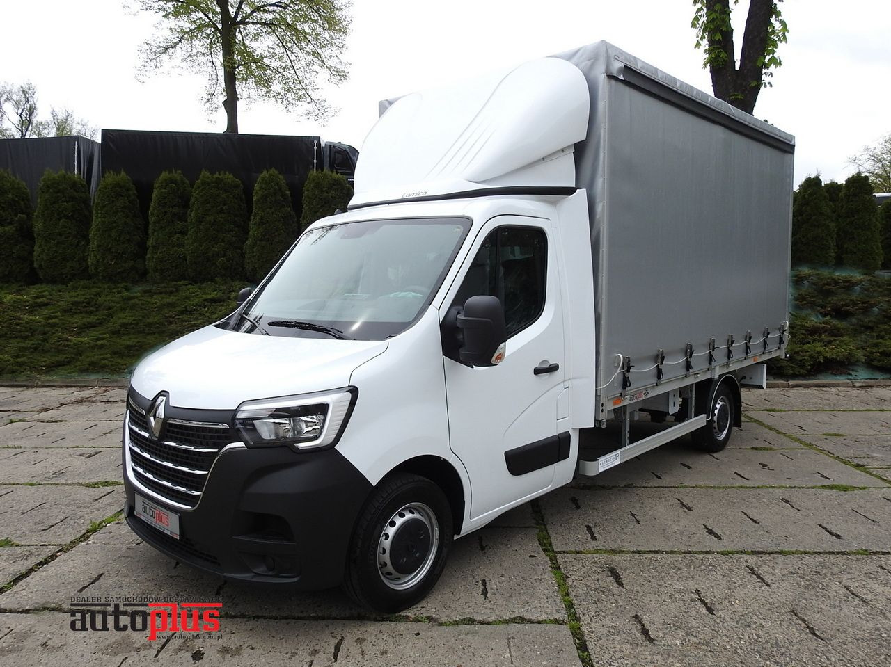 RENAULT MASTER NEW TARPAULIN 8 PALLETS CRUISE CONTROL LED LIGHTS AIR CONDITIONING 165HP - Véhicule utilitaire plateau baché: photos 1 RENAULT MASTER NEW TARPAULIN 8 PALLETS CRUISE CONTROL LED LIGHTS AIR CONDITIONING 165HP - Véhicule utilitaire plateau baché: photos 1