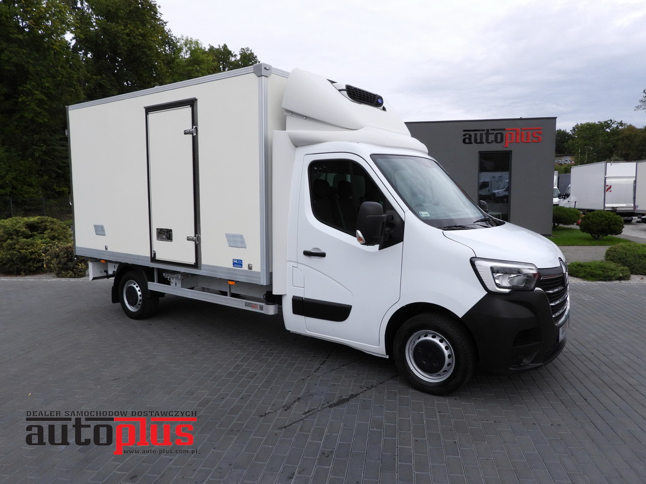RENAULT MASTER REGRIGERATOR BOX 1*C LED LIGHTS AIR CONDITIONING 165HP - Véhicule utilitaire frigorifique: photos 1 RENAULT MASTER REGRIGERATOR BOX 1*C LED LIGHTS AIR CONDITIONING 165HP - Véhicule utilitaire frigorifique: photos 1