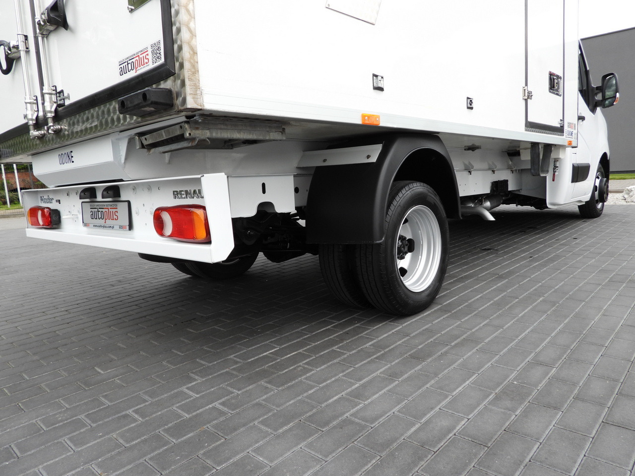 Véhicule utilitaire frigorifique RENAULT MASTER  REGRIGERATOR BOX -10*C CRUISE CONTROL LED LIGHTS TWIN WHEELS AIR CONDITIONING  145HP: photos 18