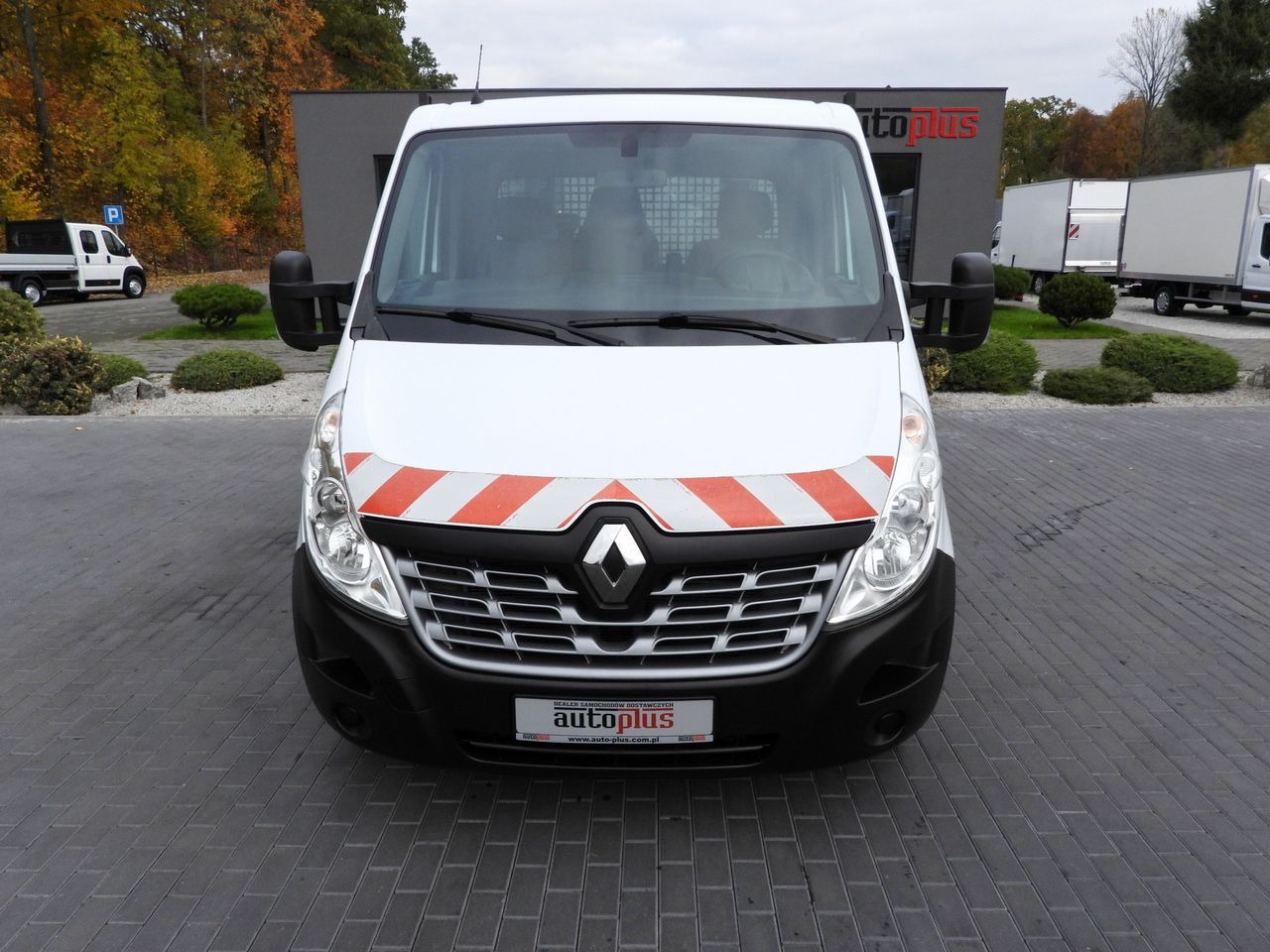 RENAULT MASTER STAKE BODY CRUISE CONTROL NAVIGATION TWIN WHEELS AIR CONDITIONING 130HP - Fourgon plateau: photos 5 RENAULT MASTER STAKE BODY CRUISE CONTROL NAVIGATION TWIN WHEELS AIR CONDITIONING 130HP - Fourgon plateau: photos 5
