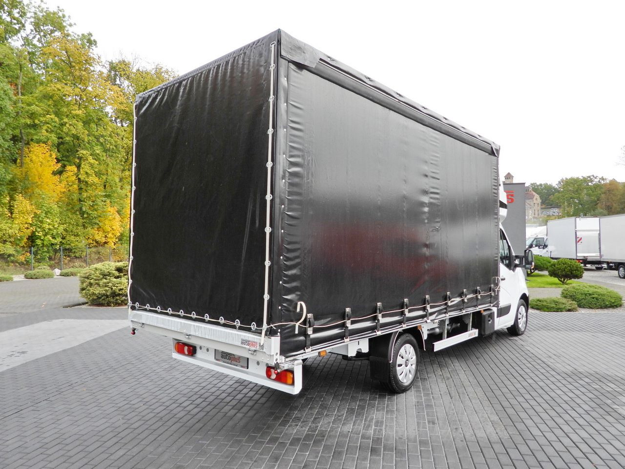 RENAULT MASTER TARPAULIN 10 PALLETS WEBASTO CRUISE CONTROL AIR CONDITIONING 170HP - Véhicule utilitaire plateau baché: photos 3 RENAULT MASTER TARPAULIN 10 PALLETS WEBASTO CRUISE CONTROL AIR CONDITIONING 170HP - Véhicule utilitaire plateau baché: photos 3