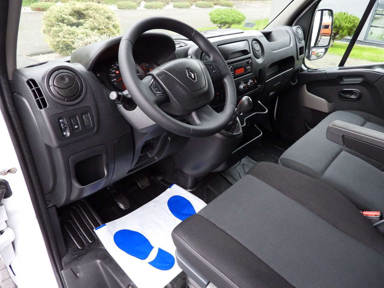 RENAULT MASTER TARPAULIN 10 PALLETS WEBASTO CRUISE CONTROL AIR CONDITIONING 170HP - Véhicule utilitaire plateau baché: photos 2 RENAULT MASTER TARPAULIN 10 PALLETS WEBASTO CRUISE CONTROL AIR CONDITIONING 170HP - Véhicule utilitaire plateau baché: photos 2