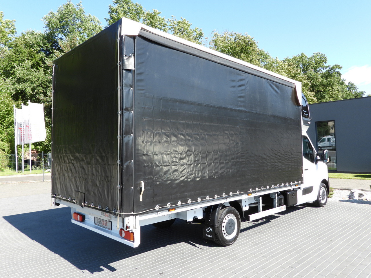 RENAULT MASTER TARPAULIN 10 PALLETS WEBASTO CRUISE CONTROL LED LIGHTS AIR CONDITIONING  165HP - Véhicule utilitaire plateau baché: photos 3 RENAULT MASTER TARPAULIN 10 PALLETS WEBASTO CRUISE CONTROL LED LIGHTS AIR CONDITIONING  165HP - Véhicule utilitaire plateau baché: photos 3