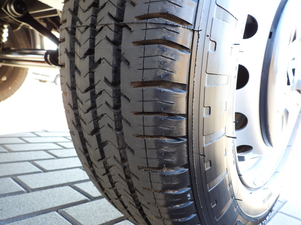 Véhicule utilitaire plateau baché RENAULT MASTER TARPAULIN 10 PALLETS WEBASTO CRUISE CONTROL LED LIGHTS PNEUMATICS AIR CONDITIONING 165HP: photos 24 Véhicule utilitaire plateau baché RENAULT MASTER TARPAULIN 10 PALLETS WEBASTO CRUISE CONTROL LED LIGHTS PNEUMATICS AIR CONDITIONING 165HP: photos 24