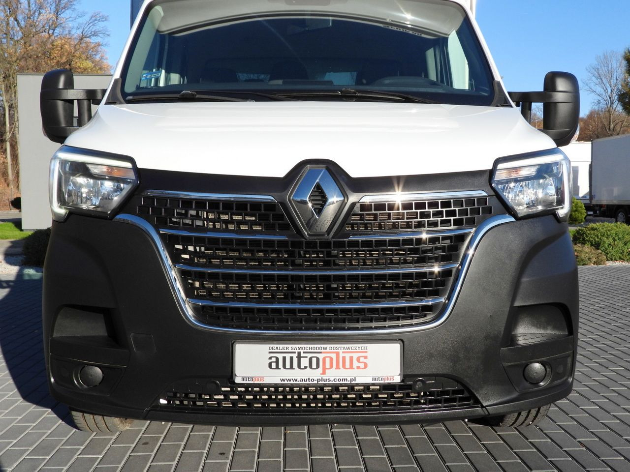 Véhicule utilitaire plateau baché RENAULT MASTER TARPAULIN 10 PALLETS WEBASTO CRUISE CONTROL LED LIGHTS PNEUMATICS AIR CONDITIONING 165HP: photos 14 Véhicule utilitaire plateau baché RENAULT MASTER TARPAULIN 10 PALLETS WEBASTO CRUISE CONTROL LED LIGHTS PNEUMATICS AIR CONDITIONING 165HP: photos 14