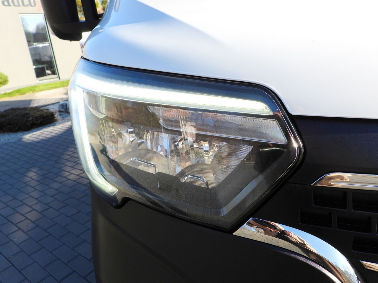 Véhicule utilitaire plateau baché RENAULT MASTER TARPAULIN 10 PALLETS WEBASTO CRUISE CONTROL LED LIGHTS PNEUMATICS AIR CONDITIONING 165HP: photos 21 Véhicule utilitaire plateau baché RENAULT MASTER TARPAULIN 10 PALLETS WEBASTO CRUISE CONTROL LED LIGHTS PNEUMATICS AIR CONDITIONING 165HP: photos 21