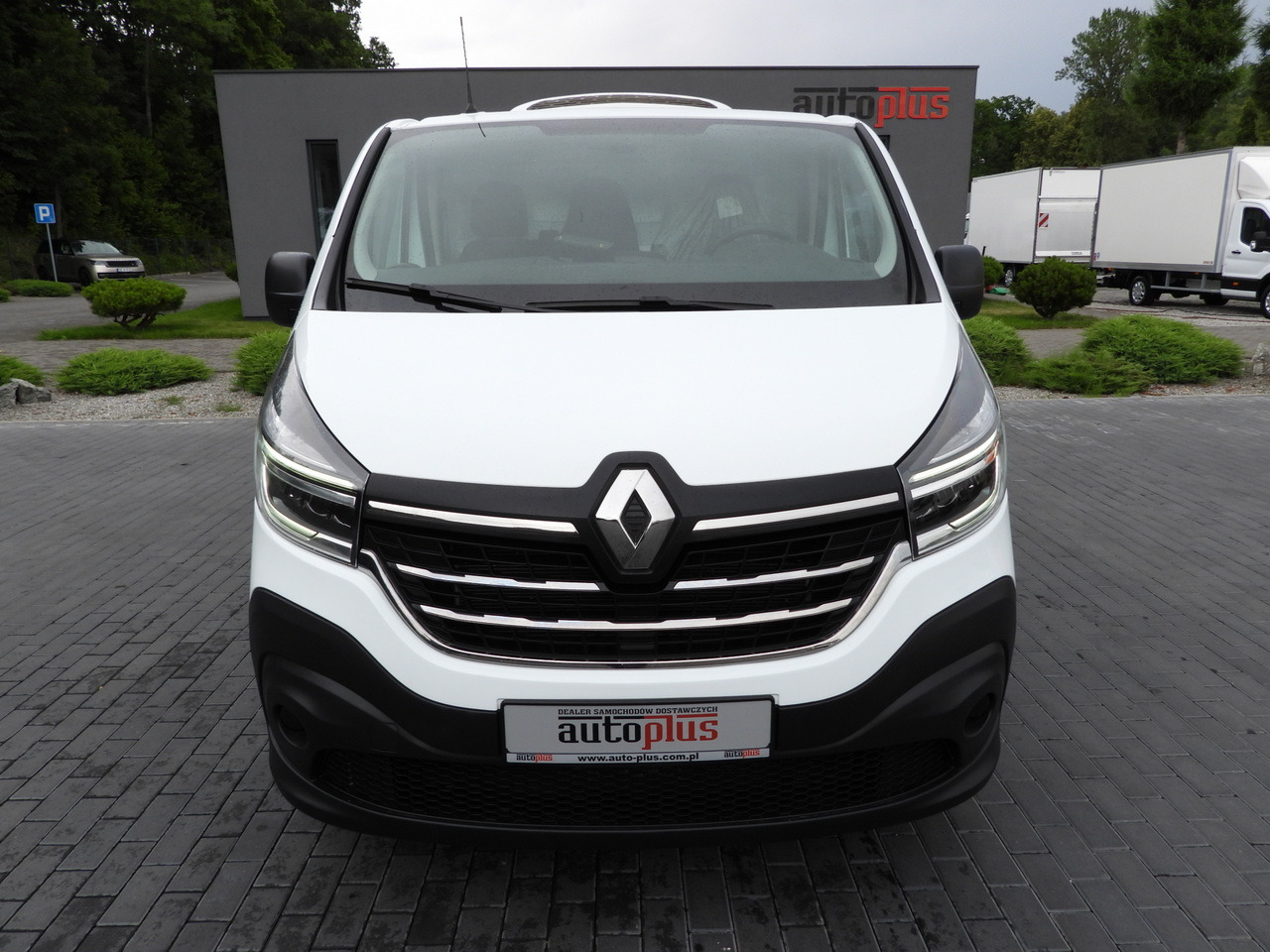RENAULT TRAFIC REFRIGERATOR VAN -5*C POWER SUPPLY 230V CRUISE CONTROL LED LIGHTS AIR CONDITIONING 120HP - Véhicule utilitaire frigorifique: photos 5 RENAULT TRAFIC REFRIGERATOR VAN -5*C POWER SUPPLY 230V CRUISE CONTROL LED LIGHTS AIR CONDITIONING 120HP - Véhicule utilitaire frigorifique: photos 5