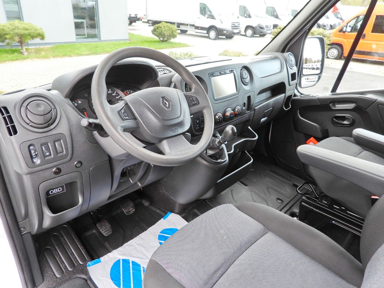 Renault MASTER KASTENWAGEN DOPPELKABINE 6 SITZE TEMP. - Fourgon utilitaire, Utilitaire double cabine: photos 2 Renault MASTER KASTENWAGEN DOPPELKABINE 6 SITZE TEMP. - Fourgon utilitaire, Utilitaire double cabine: photos 2