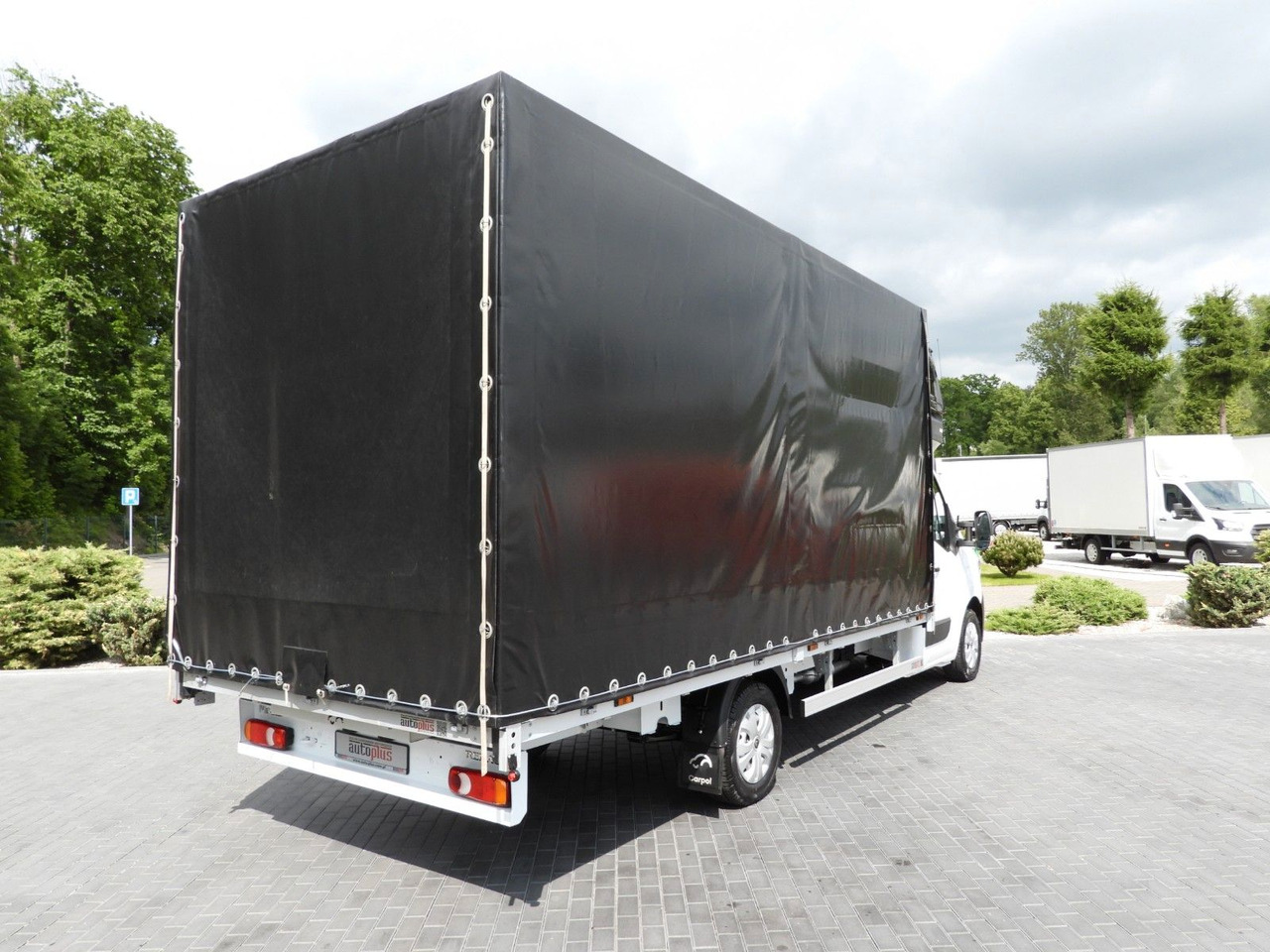 Renault MASTER PRITSCHE PLANE 10 PALETTEN TEMPOMAT - Véhicule utilitaire plateau baché: photos 3 Renault MASTER PRITSCHE PLANE 10 PALETTEN TEMPOMAT - Véhicule utilitaire plateau baché: photos 3