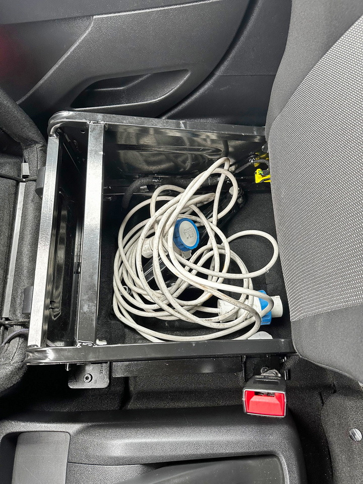 Crédit-bail TOYOTA PROACE CITY  REFRIGERATOR VAN -15*C POWER SUPPLY 230V CRUISE CONTROL AIR CONDITIONING  100HP TOYOTA PROACE CITY  REFRIGERATOR VAN -15*C POWER SUPPLY 230V CRUISE CONTROL AIR CONDITIONING  100HP: photos 44