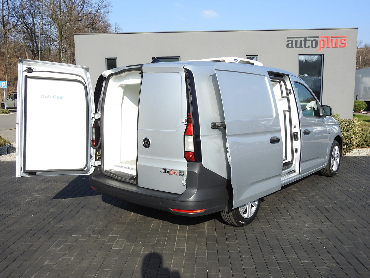 VOLKSWAGEN CADDY REFRIGERATOR VAN -20*C HEATING FUNCTION POWER SUPPLY 230V CRUISE CONTROL LED LIGHTS AIR CONDITIONING 100HP - Véhicule utilitaire frigorifique: photos 3 VOLKSWAGEN CADDY REFRIGERATOR VAN -20*C HEATING FUNCTION POWER SUPPLY 230V CRUISE CONTROL LED LIGHTS AIR CONDITIONING 100HP - Véhicule utilitaire frigorifique: photos 3