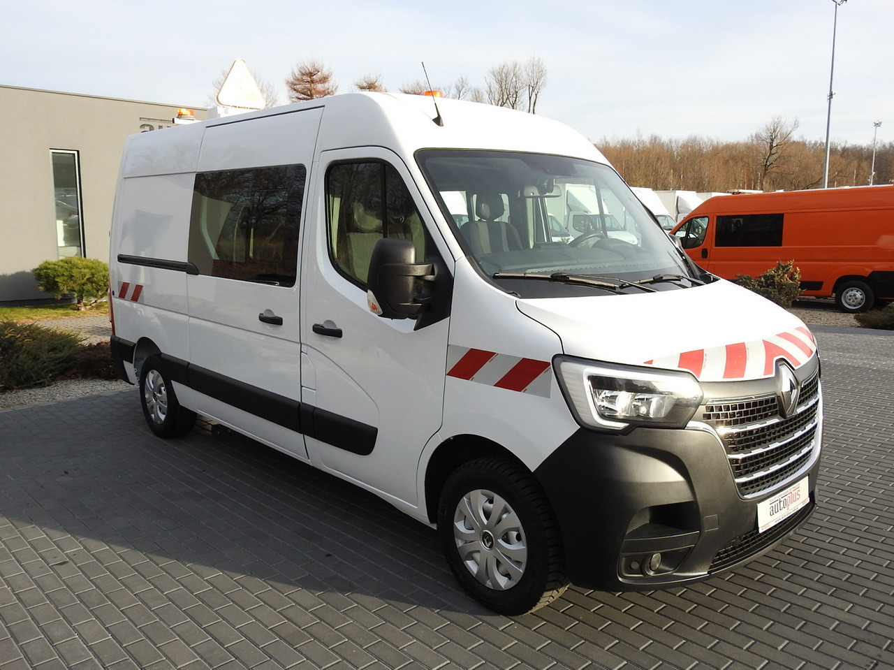 RENAULT MASTER BOX DELIVERY VAN 7 SEATS CRUISE CONTROL AIR CONDITIONING LED LIGHTS 135HP - Véhicule utilitaire: photos 4 RENAULT MASTER BOX DELIVERY VAN 7 SEATS CRUISE CONTROL AIR CONDITIONING LED LIGHTS 135HP - Véhicule utilitaire: photos 4
