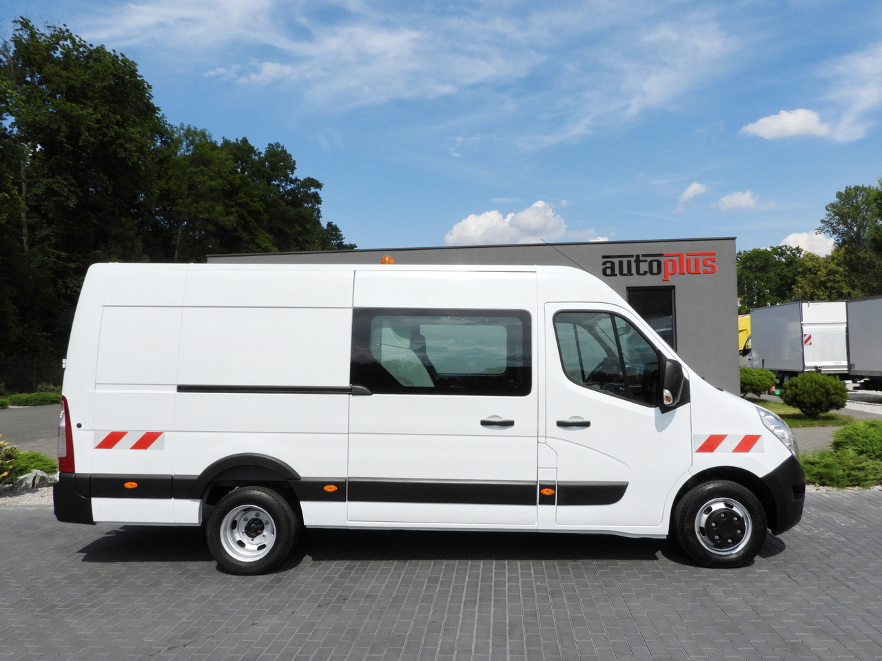 Véhicule utilitaire RENAULT MASTER BOX DELIVERY VAN 7 SEATS CRUISE CONTROL TWIN WHEELS AIR CONDITIONING  145HP: photos 7