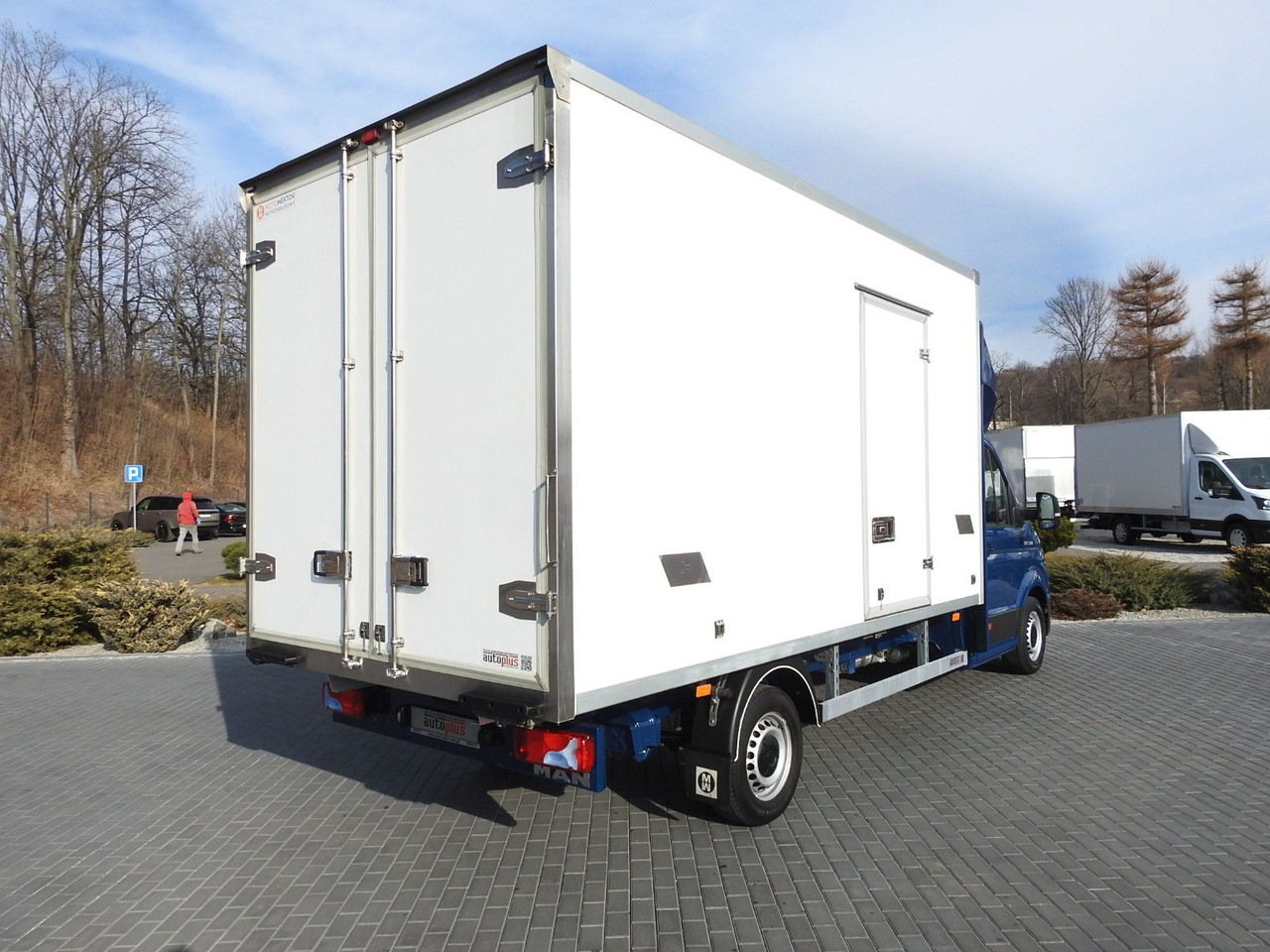 Volkswagen CRAFTER KÜHLKOFFER -5*C 8 PALETTEN HEIZFUNKTION - Véhicule utilitaire frigorifique: photos 3 Volkswagen CRAFTER KÜHLKOFFER -5*C 8 PALETTEN HEIZFUNKTION - Véhicule utilitaire frigorifique: photos 3