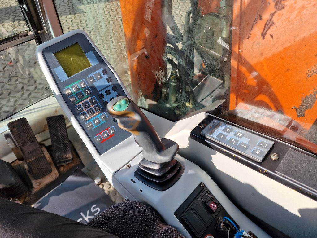 Pelle sur pneus Atlas Terex 1905M Mobilbagger Atlas Terex 1905M Mobilbagger: photos 22 Pelle sur pneus Atlas Terex 1905M Mobilbagger Atlas Terex 1905M Mobilbagger: photos 22