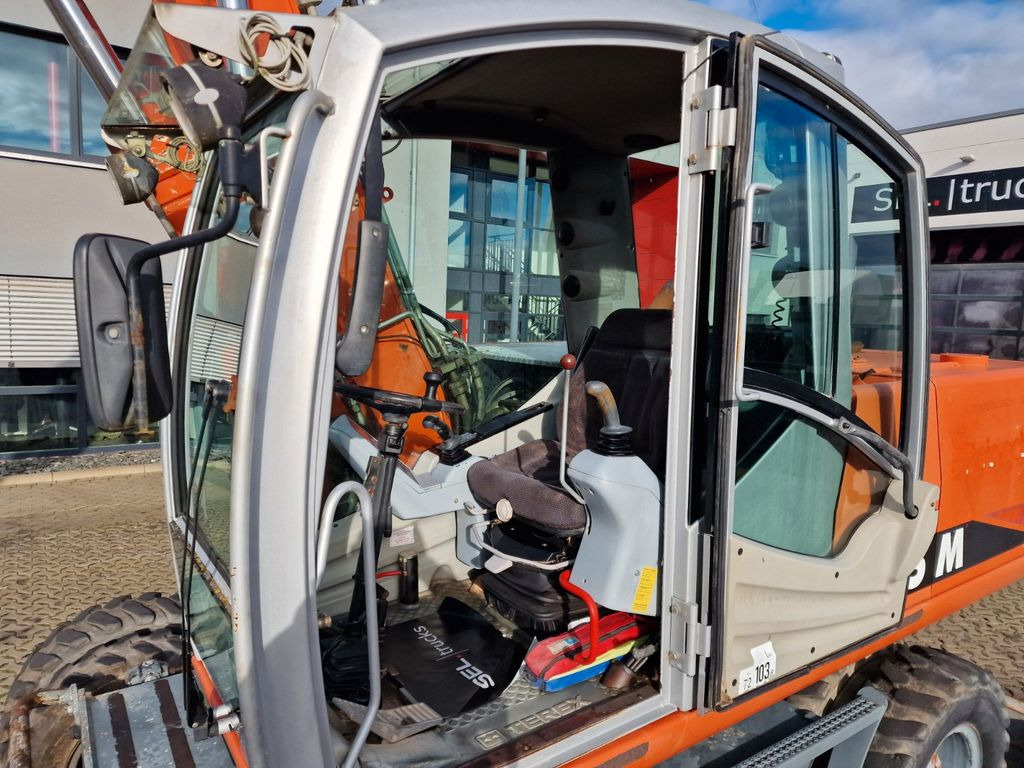 Pelle sur pneus Atlas Terex 1905M Mobilbagger Atlas Terex 1905M Mobilbagger: photos 18 Pelle sur pneus Atlas Terex 1905M Mobilbagger Atlas Terex 1905M Mobilbagger: photos 18