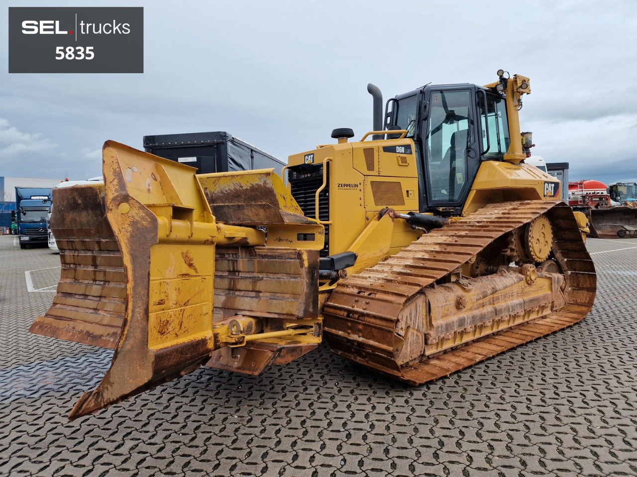 CAT D6N LGP Raupe/Dozer - Bulldozer: photos 1 CAT D6N LGP Raupe/Dozer - Bulldozer: photos 1