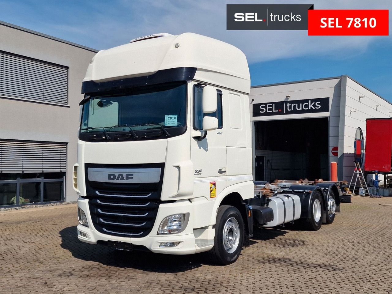DAF XF 460 FAN / Intarder / Lenkachse / Standklima - Camion porte-conteneur/ Caisse mobile: photos 1 DAF XF 460 FAN / Intarder / Lenkachse / Standklima - Camion porte-conteneur/ Caisse mobile: photos 1