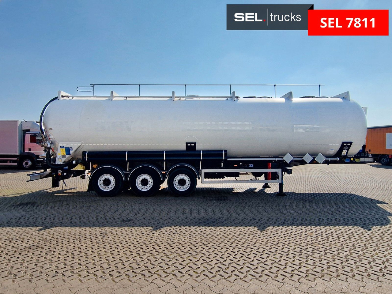 Feldbinder KIP 60/7300/A/2 / 60.000 l / Kippsilo - Citerne pulvérulente: photos 4 Feldbinder KIP 60/7300/A/2 / 60.000 l / Kippsilo - Citerne pulvérulente: photos 4