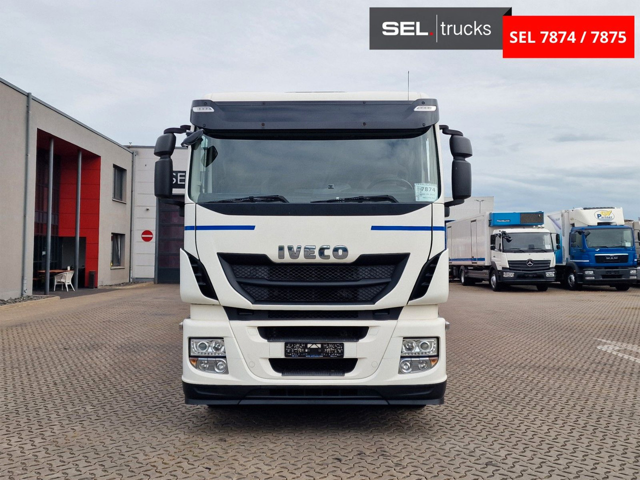 Iveco Stralis 420 / Ladebordwand / Lenkachse /Liftache - Camion pour le transport de boissons: photos 2 Iveco Stralis 420 / Ladebordwand / Lenkachse /Liftache - Camion pour le transport de boissons: photos 2