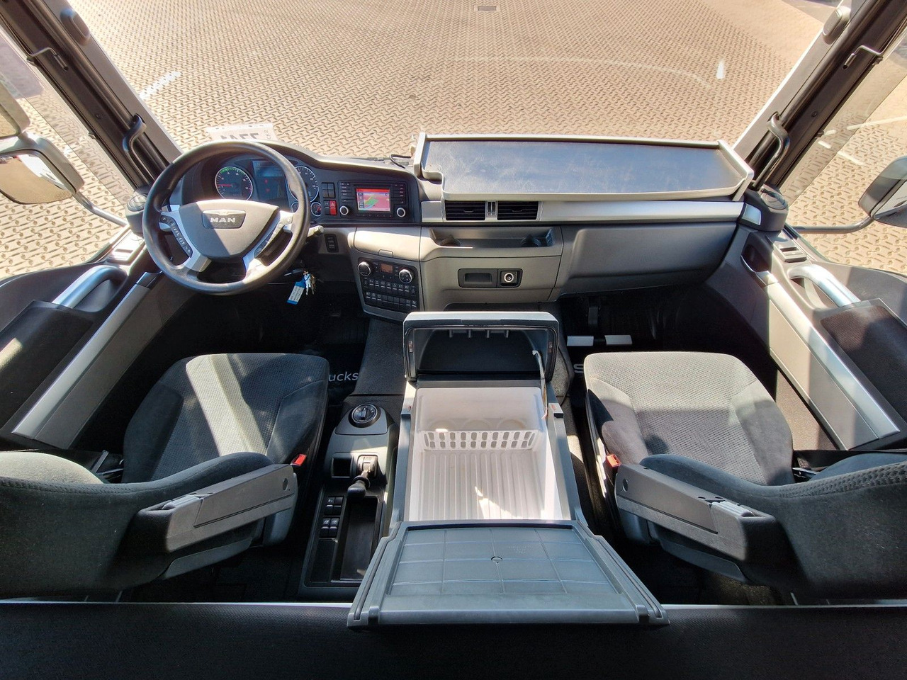 Camion frigorifique MAN TGL 12.250 4X2 BL / Ladebordwand: photos 23 Camion frigorifique MAN TGL 12.250 4X2 BL / Ladebordwand: photos 23