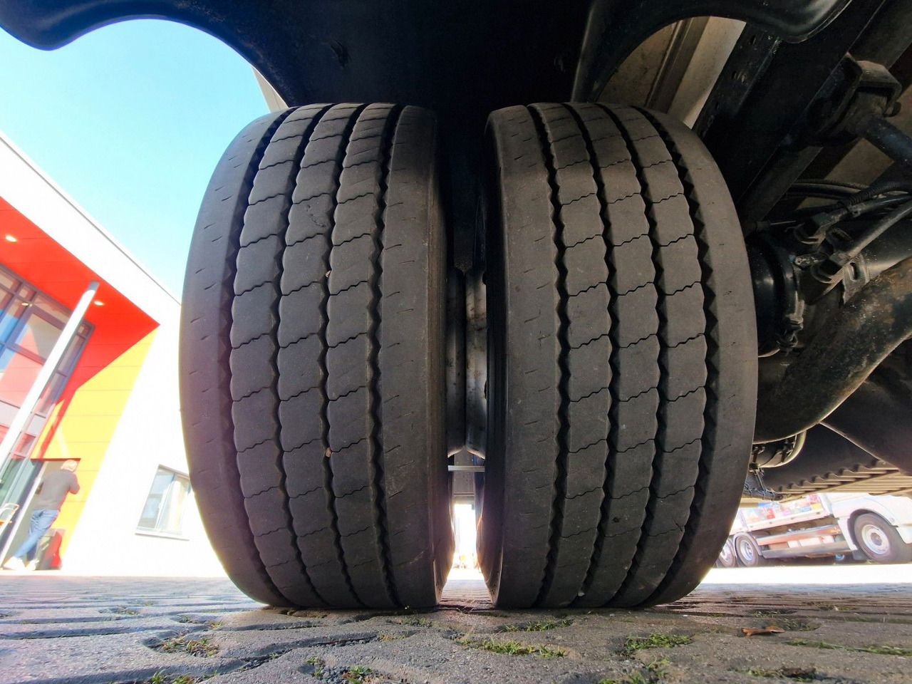 Camion frigorifique MAN TGL 12.250 4X2 BL / Ladebordwand: photos 30 Camion frigorifique MAN TGL 12.250 4X2 BL / Ladebordwand: photos 30