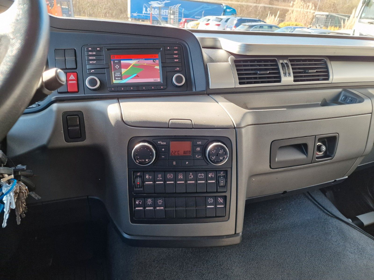 Camion frigorifique MAN TGL 12.250 4X2 BL / Ladebordwand: photos 25 Camion frigorifique MAN TGL 12.250 4X2 BL / Ladebordwand: photos 25