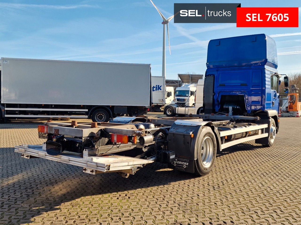 MAN TGM 18.340 4X2 LL / Ladebordwand / 3 Betten - Camion porte-conteneur/ Caisse mobile: photos 5 MAN TGM 18.340 4X2 LL / Ladebordwand / 3 Betten - Camion porte-conteneur/ Caisse mobile: photos 5