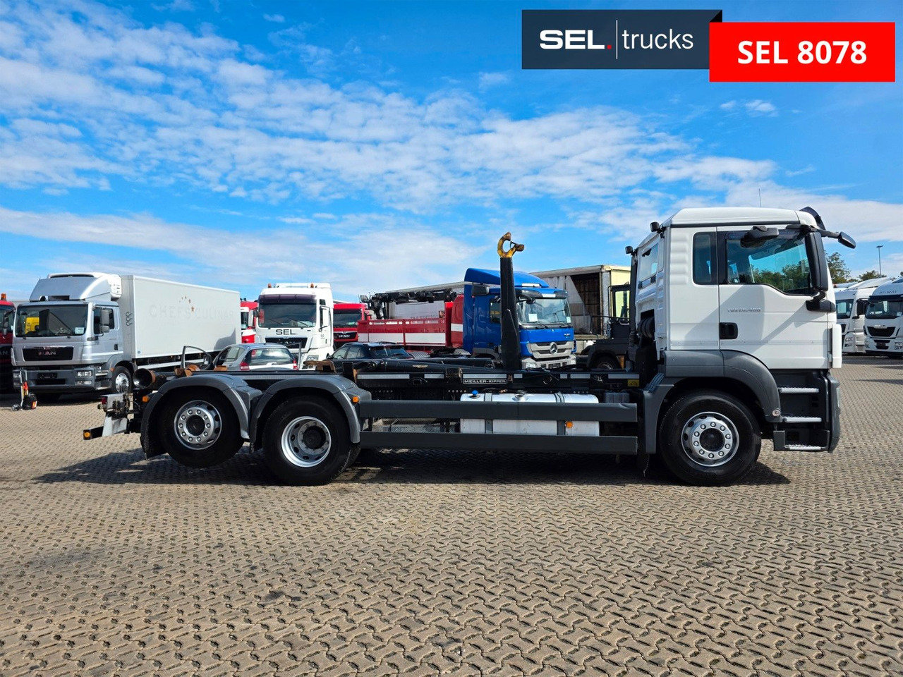 MAN TGS 26.400 6x2-2 BL / F.X. Meiller / ADR AT - Camion ampliroll: photos 4 MAN TGS 26.400 6x2-2 BL / F.X. Meiller / ADR AT - Camion ampliroll: photos 4