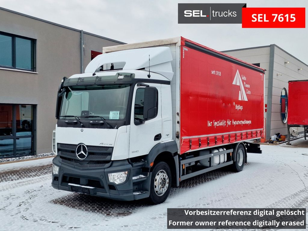Mercedes-Benz Antos 1840 - Camion à rideaux coulissants: photos 1 Mercedes-Benz Antos 1840 - Camion à rideaux coulissants: photos 1