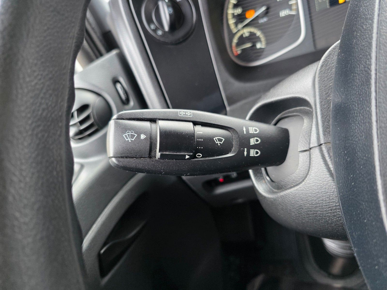 Camion frigorifique Mercedes-Benz Atego 1523 / LBW / ROHRBAHN/ Carrier: photos 43