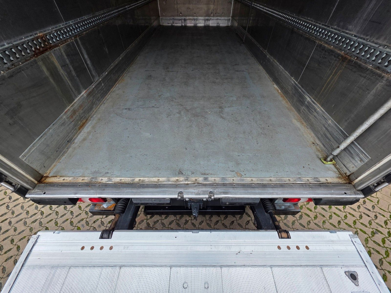 Camion frigorifique Mercedes-Benz Atego 1523 / LBW / ROHRBAHN/ Carrier: photos 13