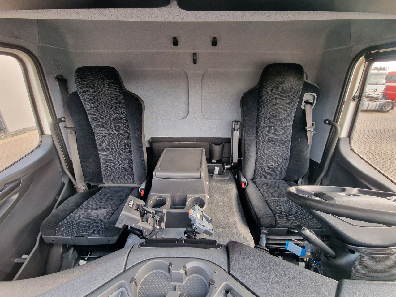 Camion frigorifique Mercedes-Benz Atego 1530 / Ladebordwand / Frigoblock FK25L: photos 20