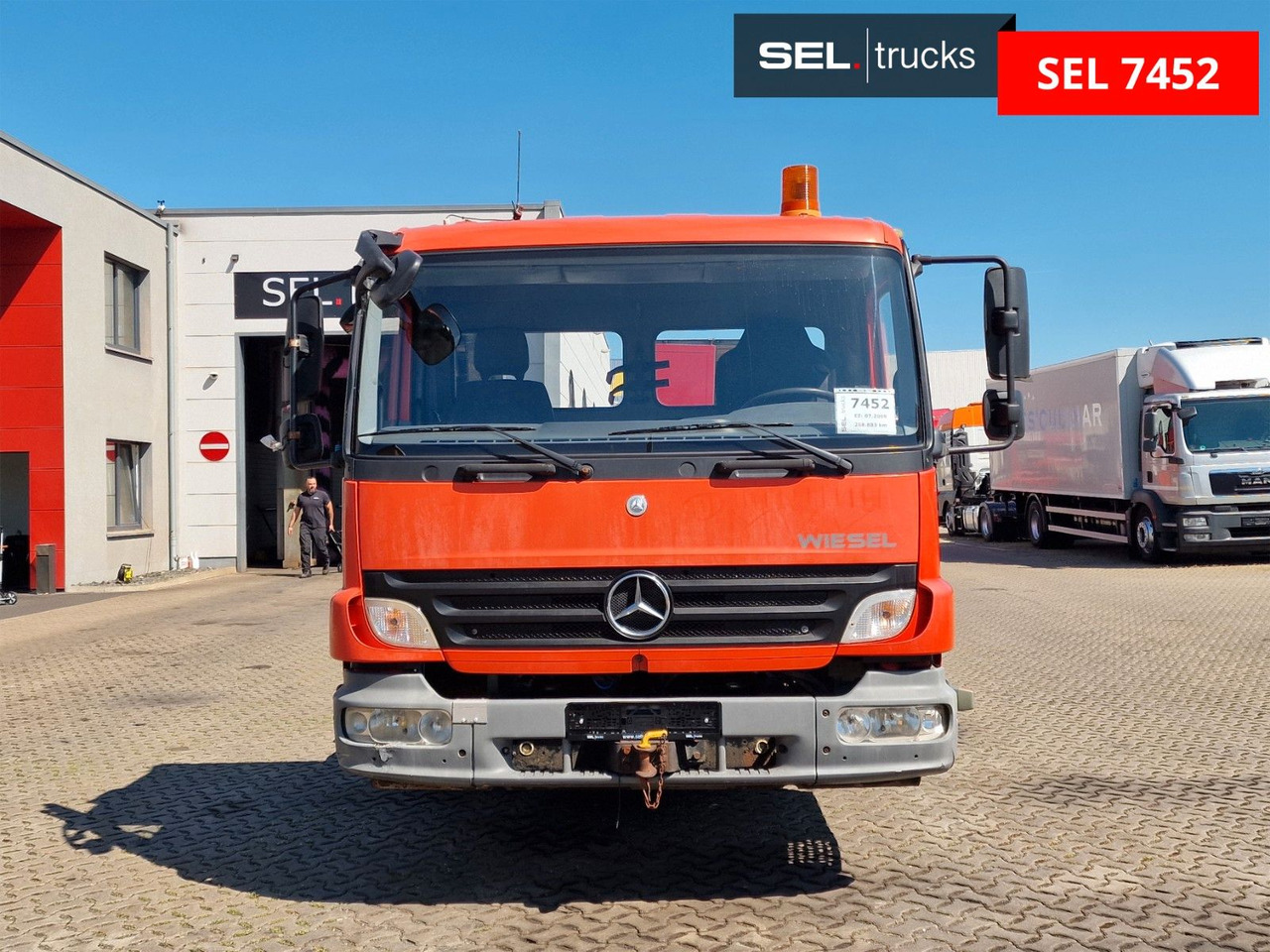 Mercedes-Benz KAMAG WBH 25 / Umsetzer / Wiesel / Rangierer - Camion porte-conteneur/ Caisse mobile: photos 2 Mercedes-Benz KAMAG WBH 25 / Umsetzer / Wiesel / Rangierer - Camion porte-conteneur/ Caisse mobile: photos 2
