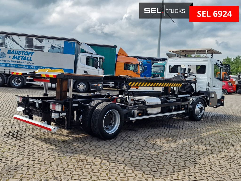Mercedes-Benz KAMAG WBH 25 / Wiesel Umsetzer Sattelplatte - Camion porte-conteneur/ Caisse mobile: photos 5 Mercedes-Benz KAMAG WBH 25 / Wiesel Umsetzer Sattelplatte - Camion porte-conteneur/ Caisse mobile: photos 5