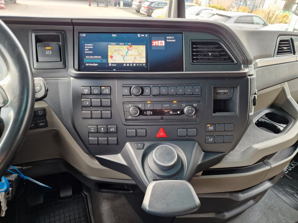 Tracteur routier MAN ZF Intarder / Alu-Felgen / D38 MAN TGX 18.540 ZF Intarder / Alu-Felgen / D38: photos 25 Tracteur routier MAN ZF Intarder / Alu-Felgen / D38 MAN TGX 18.540 ZF Intarder / Alu-Felgen / D38: photos 25