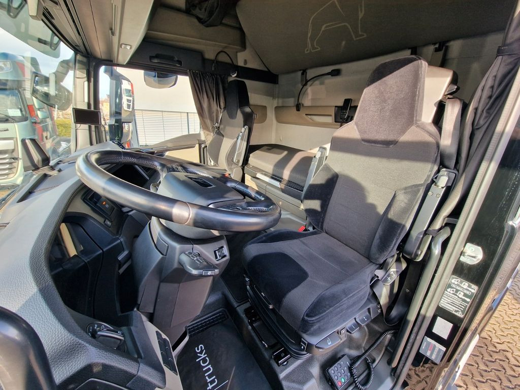 Tracteur routier MAN ZF Intarder / Alu-Felgen / D38 MAN TGX 18.540 ZF Intarder / Alu-Felgen / D38: photos 17 Tracteur routier MAN ZF Intarder / Alu-Felgen / D38 MAN TGX 18.540 ZF Intarder / Alu-Felgen / D38: photos 17