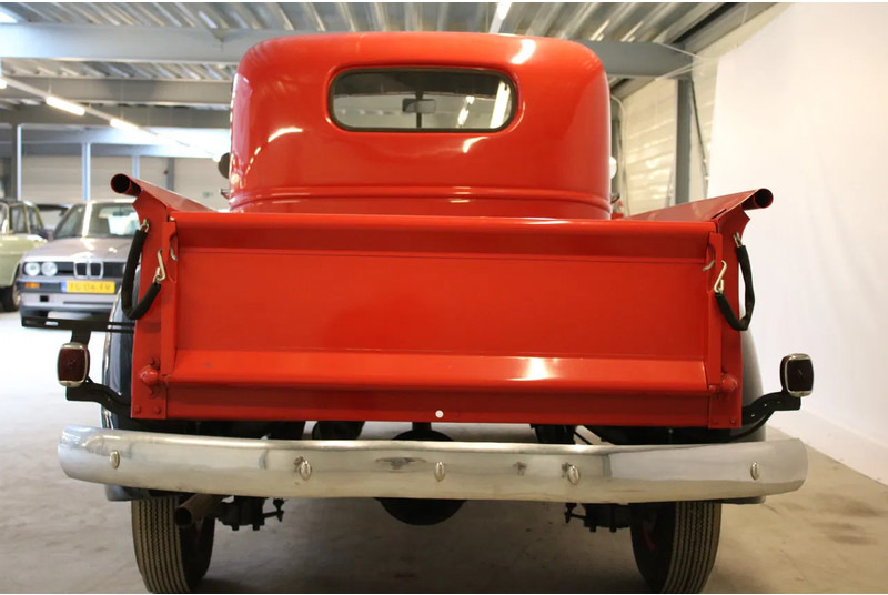 Chevrolet Pick Up Deluxe - Pick-up: photos 4 Chevrolet Pick Up Deluxe - Pick-up: photos 4