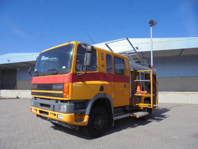 DAF 75.270 ATI 4X4 NL TRUCK - Camion de pompier: photos 1 DAF 75.270 ATI 4X4 NL TRUCK - Camion de pompier: photos 1