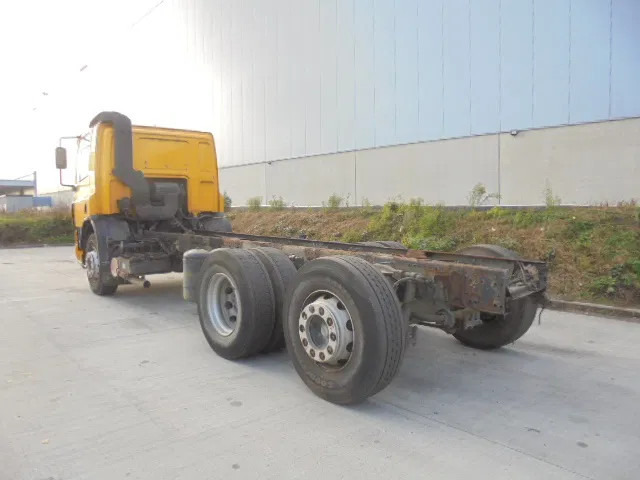 DAF CF 75.250 6X2 NL TRUCK - Châssis cabine: photos 5 DAF CF 75.250 6X2 NL TRUCK - Châssis cabine: photos 5