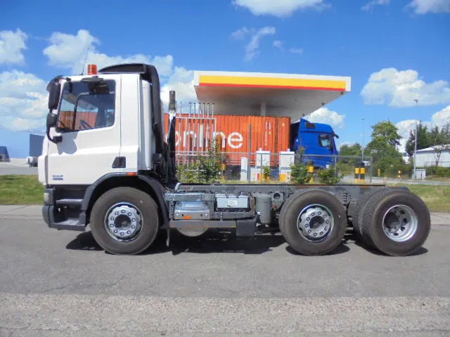 Camion fourgon DAF CF 75.250 FAG 250 6X2: photos 7