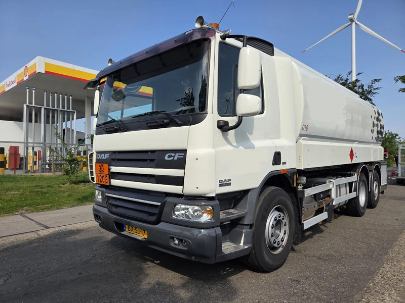 DAF CF 75 310 6X2 NL TRUCK - Camion citerne: photos 1 DAF CF 75 310 6X2 NL TRUCK - Camion citerne: photos 1