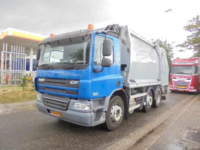 DAF CF 75 310 NL KENTEKEN TUV-APK 01-26 - Benne à ordures ménagères: photos 1 DAF CF 75 310 NL KENTEKEN TUV-APK 01-26 - Benne à ordures ménagères: photos 1