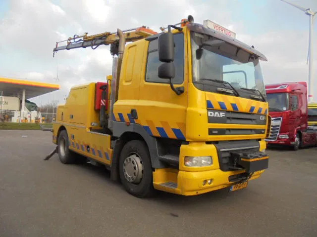 DAF CF 85 360 NL TRUCK - Remorqueuse: photos 3 DAF CF 85 360 NL TRUCK - Remorqueuse: photos 3